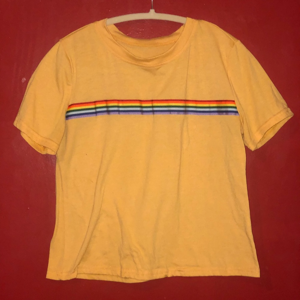 Yellow t shirt